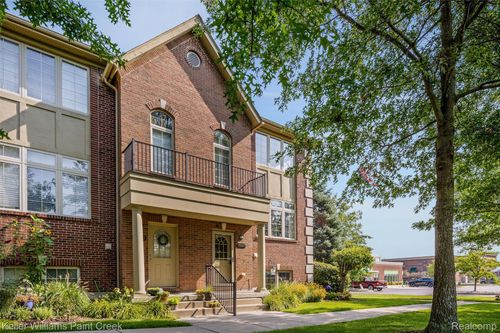 15029 24 Mile Rd, Shelby Township, MI, 48315-2105 | Card Image