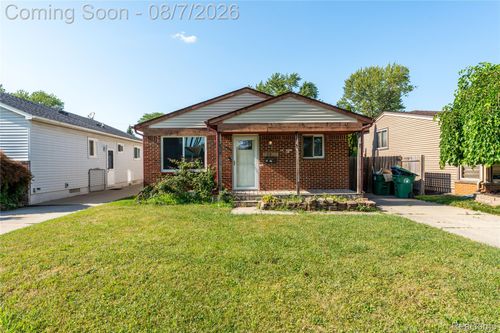 28628 Block St, Garden City, MI, 48135-2429 | Card Image