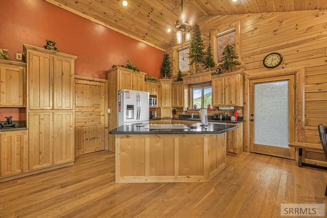 1665 Whisper Ridge Rd, House other with 6 bedrooms, 3 bathrooms and 2 parking in Ashton ID | Image 14