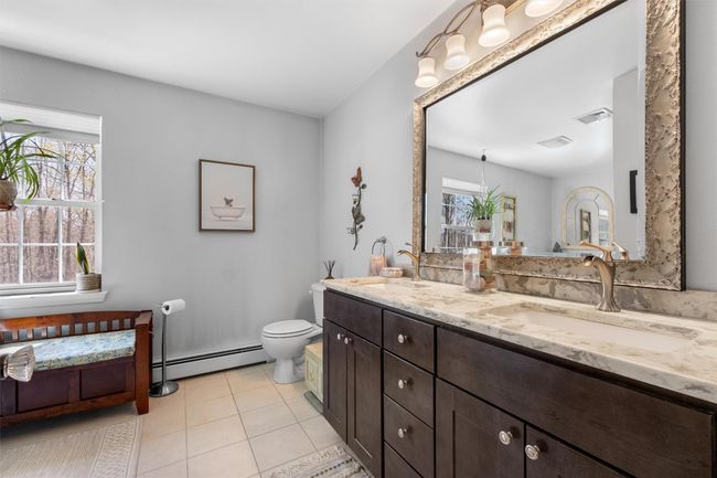 Expanded ensuite bath. | Image 27