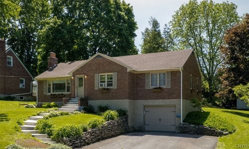 265 Chestnut St, Watertown, NY, 13601-4320 | Card Image