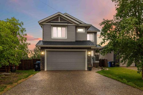 105 Gravelstone Rd, Fort Mcmurray, AB, T9K0W9 | Card Image