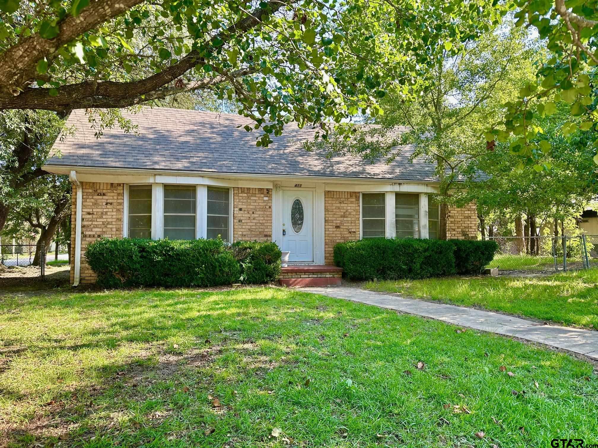 Paschal St, Troup, TX 75789