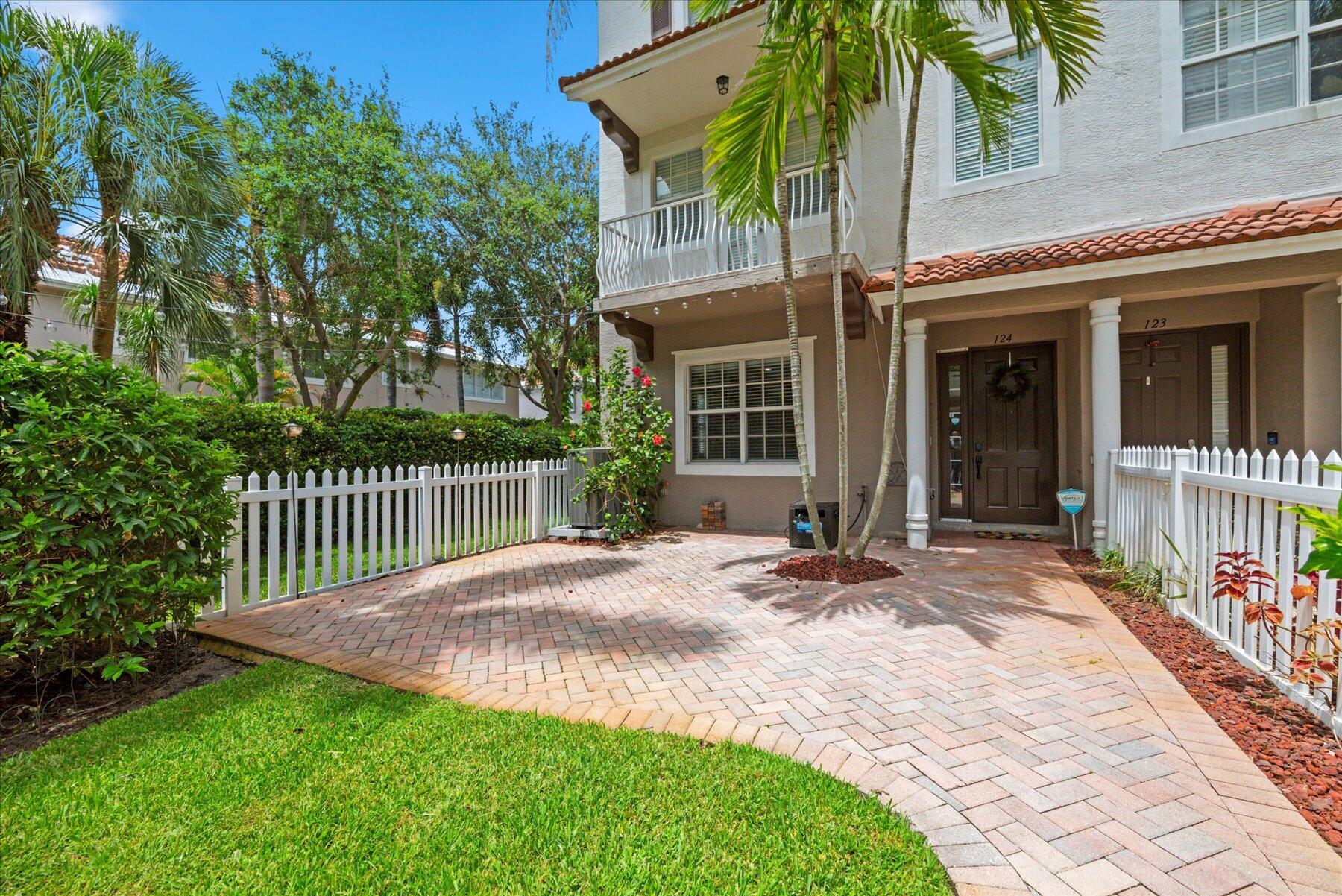 Ocean Cay Way, Hypoluxo, FL 33462