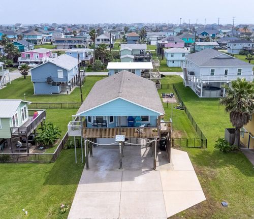 4211 Hardin Dr, Galveston, TX, 77554 | Card Image
