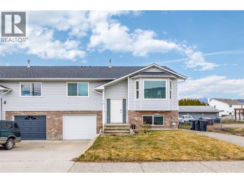 828 Hollywood Rd S, Kelowna, BC, V1X3T5 | Card Image