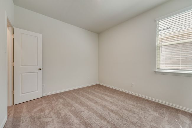 5904 Priory Dr, House other with 4 bedrooms, 2 bathrooms and null parking in Aubrey TX | Image 25