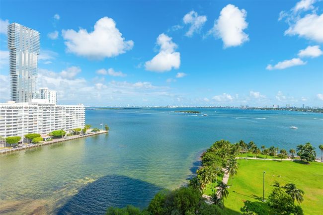 APT-626 - 2000 N Bayshore Dr, Condo with 1 bedrooms, 1 bathrooms and null parking in Miami FL | Image 38