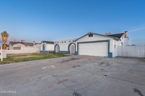 8217 W Campbell Ave, Phoenix, AZ, 85033-1817 | Card Image