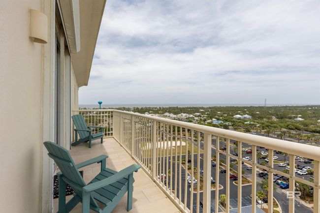 Balcony | Image 21