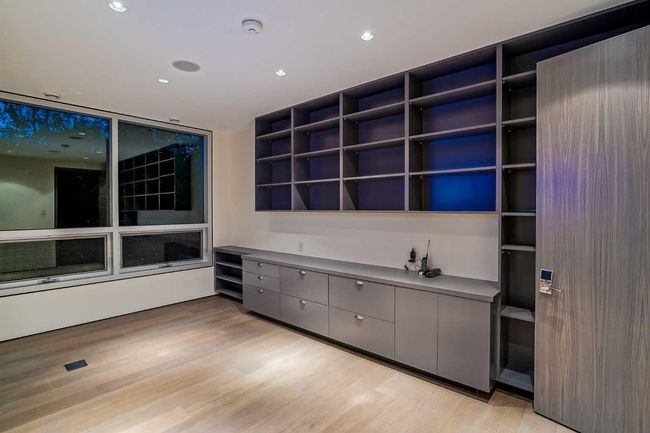 2906 Marquette St Sw, House other with 4 bedrooms, 6 bathrooms and 6 parking in Calgary AB | Image 39