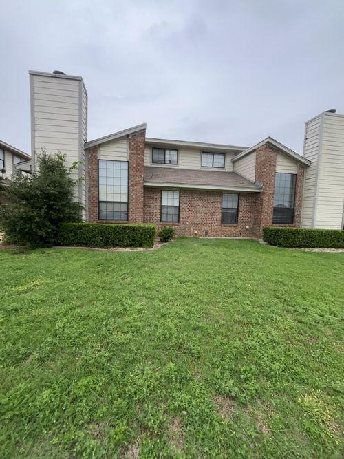 4316 Columbus Trl, Fort Worth, TX, 76133-7576 | Card Image