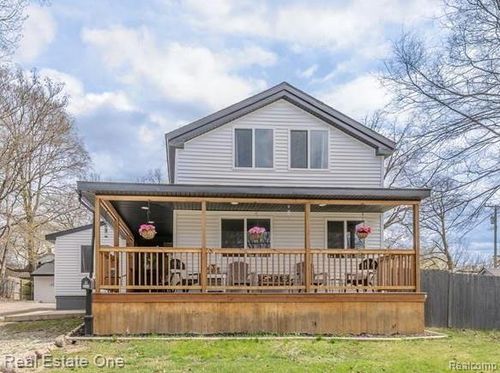 515 S Michigan Ave, Howell, MI, 48843-2602 | Card Image