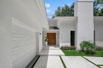 7900 Old Cutler Rd, House other with 4 bedrooms, 4 bathrooms and null parking in Coral Gables FL | Image 3