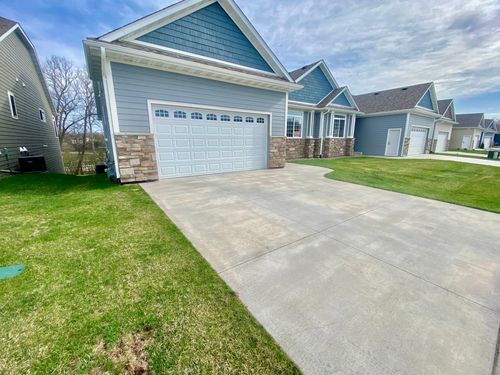 1513 Alexander Rd Ne, Rochester, MN, 55906-8603 | Card Image