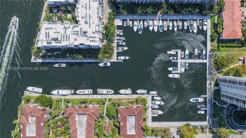 210-3200 Port Royale Dr N, Fort Lauderdale, FL, 33308-7809 | Card Image