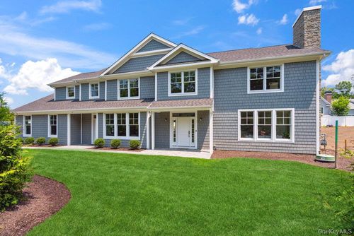 46 Plainview Rd, Woodbury, NY, 11797-2834 | Card Image