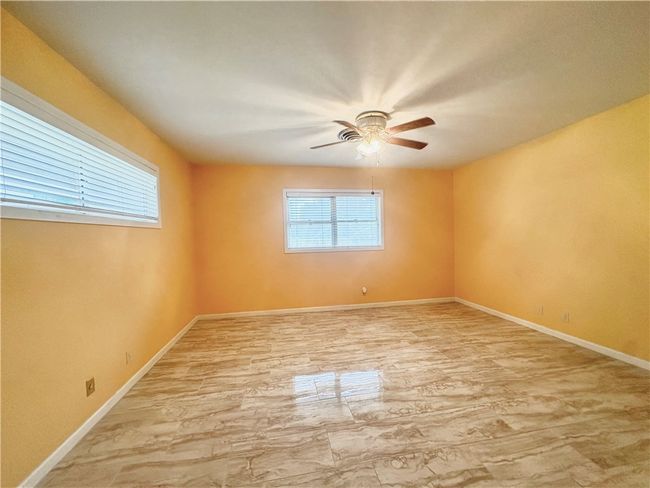 1316 Northwood St, House other with 2 bedrooms, 1 bathrooms and 4 parking in Alice TX | Image 12