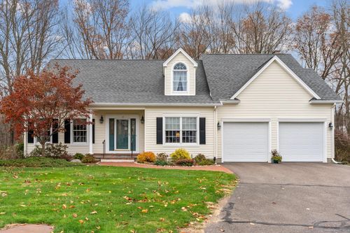 18-18 Daniel Cir, Suffield, CT, 06078-2169 | Card Image