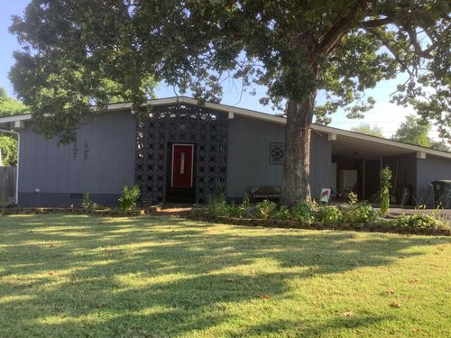 1654 Fernwood Cir, Chattanooga, TN, 37421-3216 | Card Image
