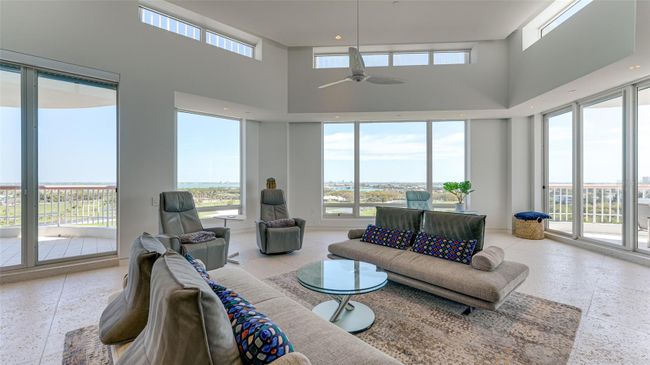 PH1 - 455 Longboat Club Road, Condo with 3 bedrooms, 3 bathrooms and null parking in Longboat Key FL | Image 9