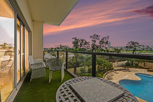 a301-2929 Buffalo Speedway, Houston, TX, 77098 | Card Image