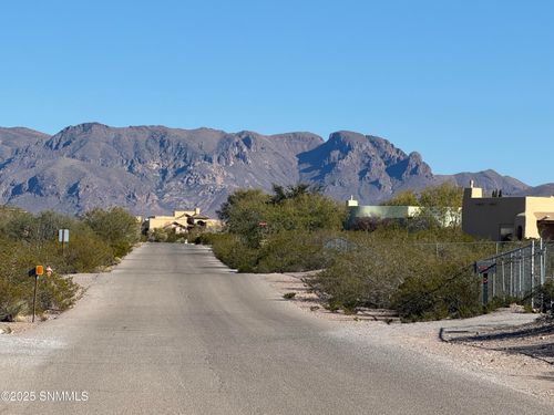 5219 Angel Fire Place Place, Las Cruces, NM, 88011 | Card Image