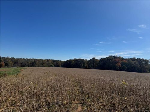 3740 Mauldin Rd, Hamptonville, NC, 27020-7810 | Card Image