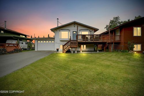 2925 Kimberlie Ct, Anchorage, AK, 99508-5330 | Card Image