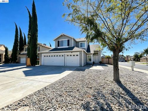 2135 Devin Ct, Tracy, CA, 95376-7013 | Card Image