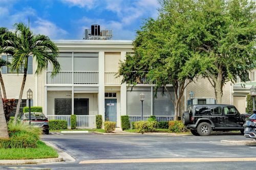 414-140 Cypress Club Dr, Pompano Beach, FL, 33060-4769 | Card Image