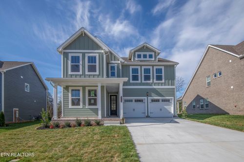 453 Ivey Farms Rd, Farragut, TN, 37934-2304 | Card Image