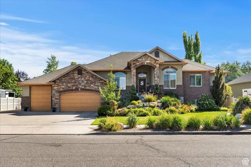 969 S View Crest Ln, Kaysville, UT, 84037-9438 | Card Image