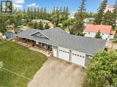 411 Railway Ave, House other with 3 bedrooms, 3 bathrooms and null parking in Blaine Lake SK | Image 2