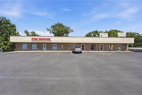 120-114-120 Sw State Route 7, Blue Springs, MO, 64014-3046 | Card Image