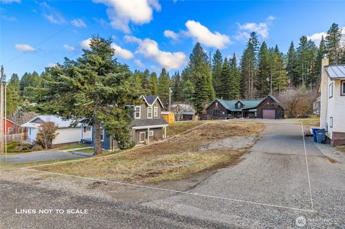 132 5th St, Roslyn, WA, 98941-5896 | Card Image