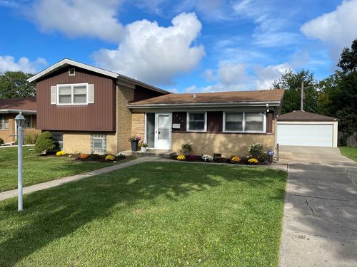 226 Briar Dr, Wilmette, IL, 60091-2950 | Card Image