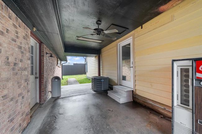 29519 W Hawthorne Dr, House other with 3 bedrooms, 2 bathrooms and null parking in Spring TX | Image 47