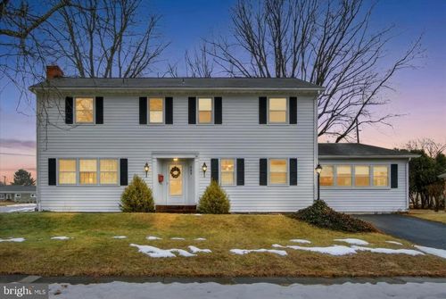 808 Fairview Ave, GETTYSBURG, PA, 17325-2903 | Card Image