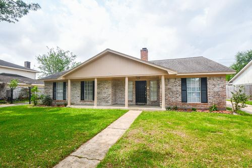 7714 Eichler Dr, Houston, TX, 77036-6018 | Card Image