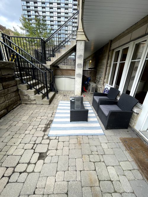 522-46 E Liberty St, Toronto, ON, M6K3P2 | Card Image