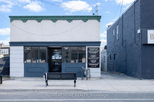 a-640 Concession St, Hamilton, ON, L8V1B5 | Card Image