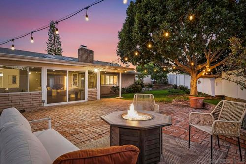 1350 La Mirada Way, Escondido, CA, 92026 | Card Image