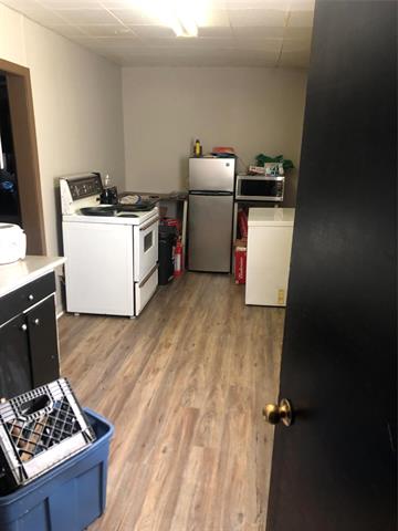Commercial Sale in Selkirk 4