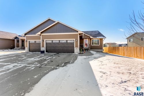 905 Fannings St Street, Tea, SD, 57064 | Card Image