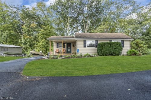 11 Henry Budd Cir, Fredon Twp, NJ, 07860-5205 | Card Image