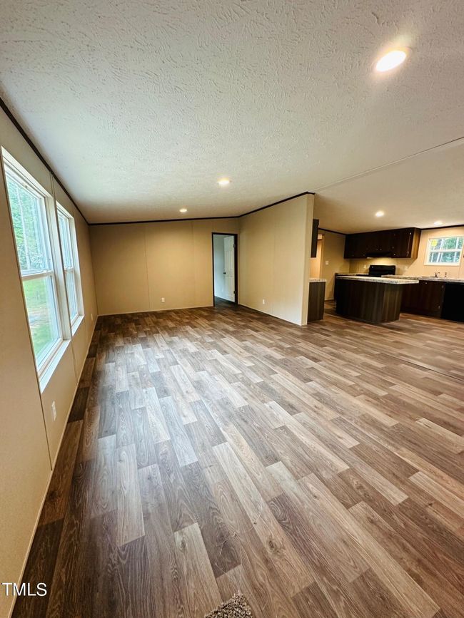 Living Room | Image 6
