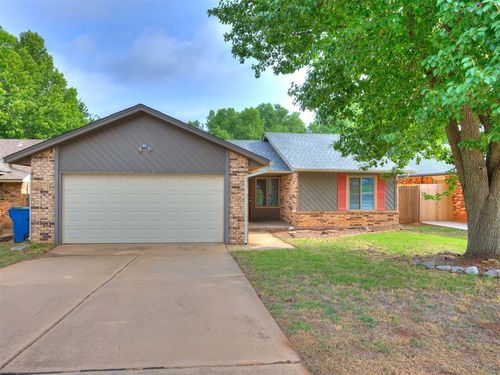 2021 Foxfire Rd, Edmond, OK, 73003-6207 | Card Image