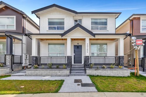 20154 82 Ave, Langley, BC, V2Y3Y6 | Card Image