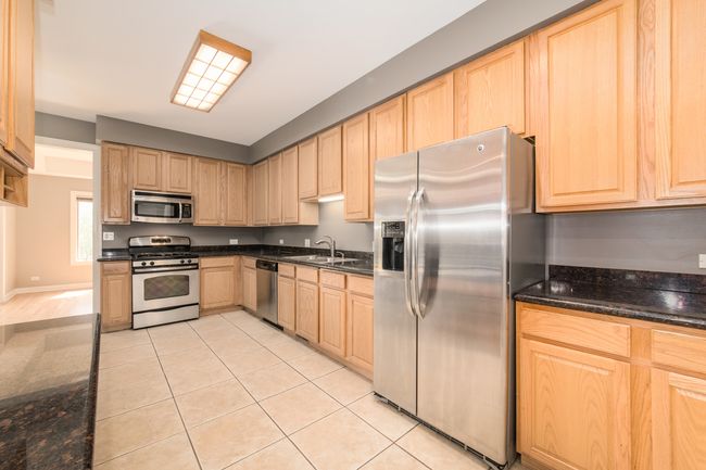 840 N Northwest Hwy, Townhouse with 3 bedrooms, 4 bathrooms and 2 parking in Park Ridge IL | Image 13